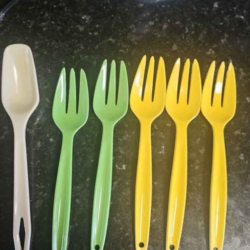 Vintage Plastic Green/Yellow Serving Forks and Spoon